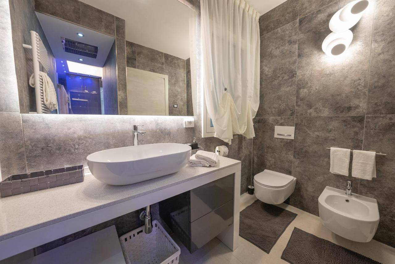 Magic Luxury Apartments Bardolino Exterior photo