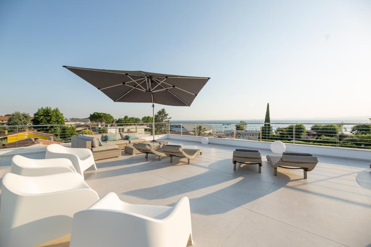 Magic Luxury Apartments Bardolino Exterior photo